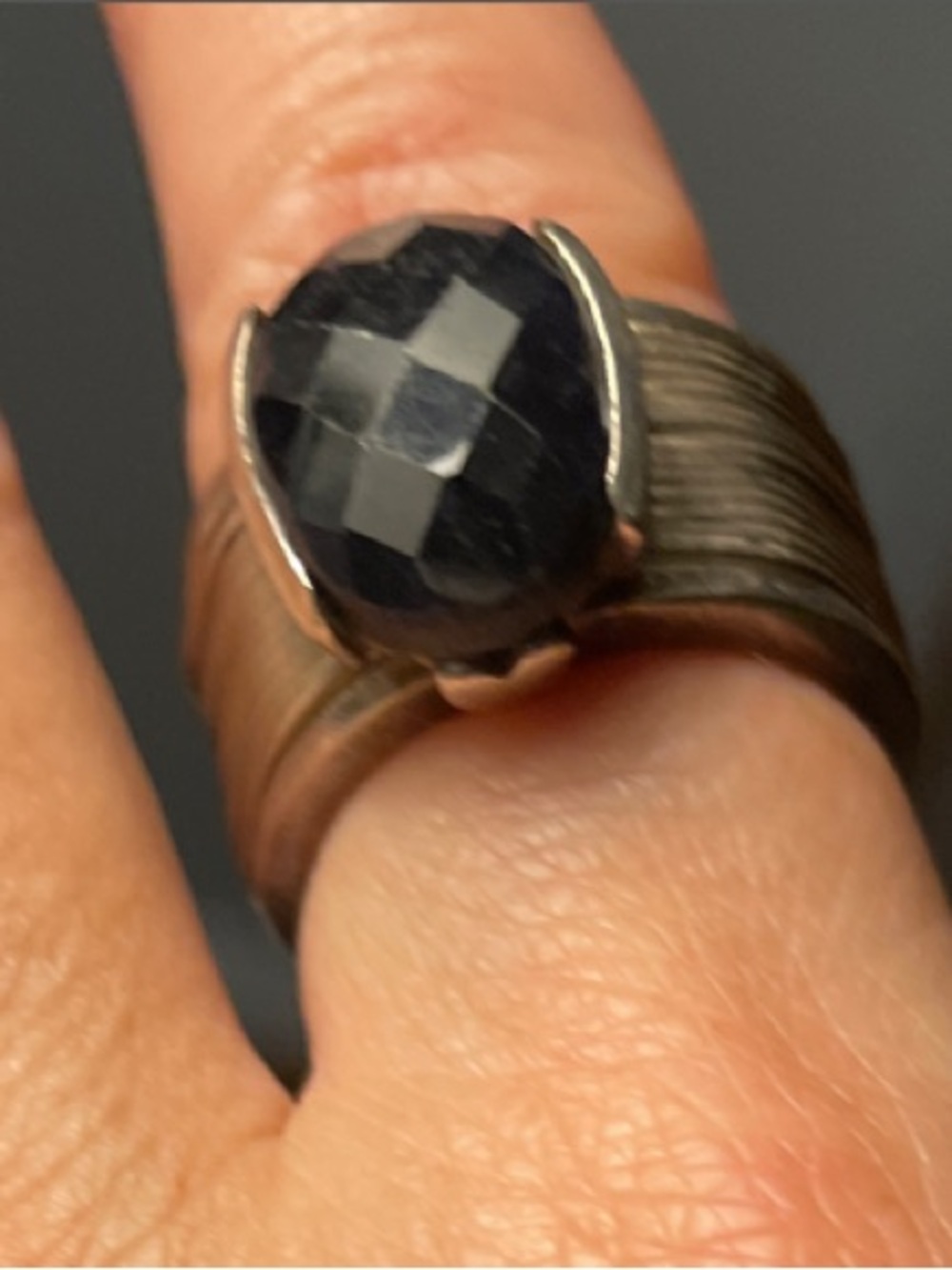Sterling Silver Women’s Rose-cut Deep Blue Stone with Profiled Heart Ring, size7
